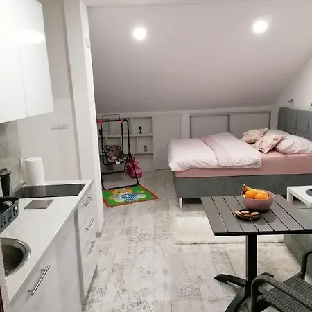 Mira