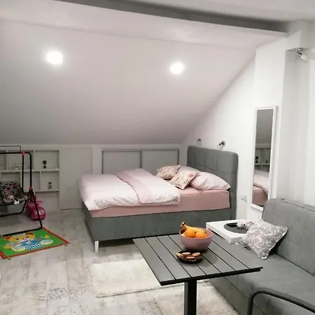 Mira