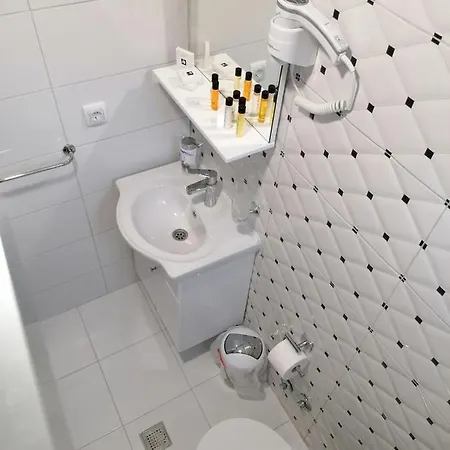 아파트호텔 Mira 4*